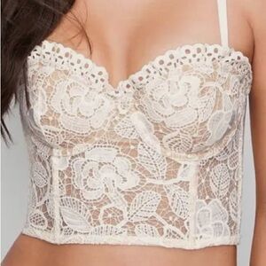 Victoria’s Secret Dream Angels Cream Lace Bustier